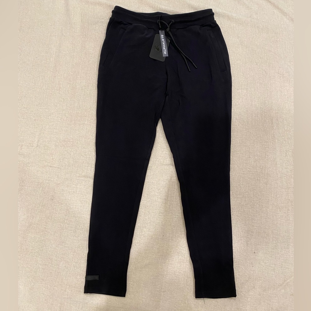 Alphalete men’s identity joggers - Large